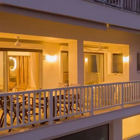 Апартаменты Ionian Blue Luxury Маратополис